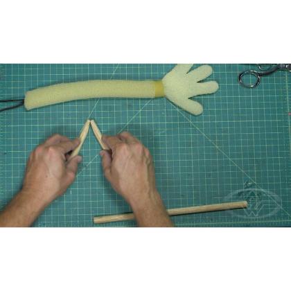 DVD BJ Guyer : How to Build a Hand & Rod Puppet Part 2 - Fabrication