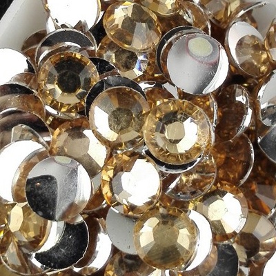 Strass 6mm - 1000 pièces - Multiple Facets Champagne