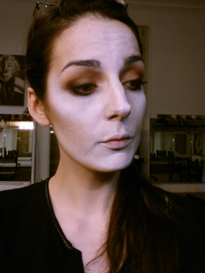 tutoriel maquillage vampire femme - étape 1